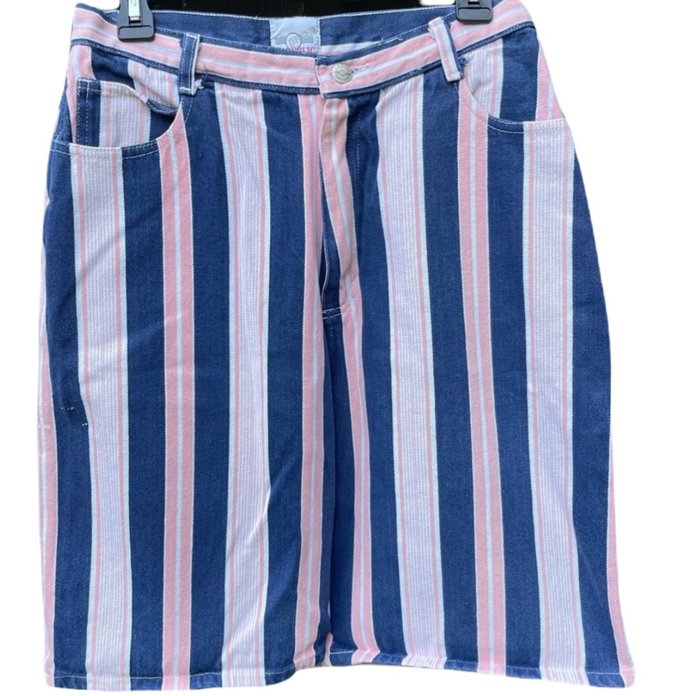 Vintage Hi Waist Denim Republic Jean Shorts 6